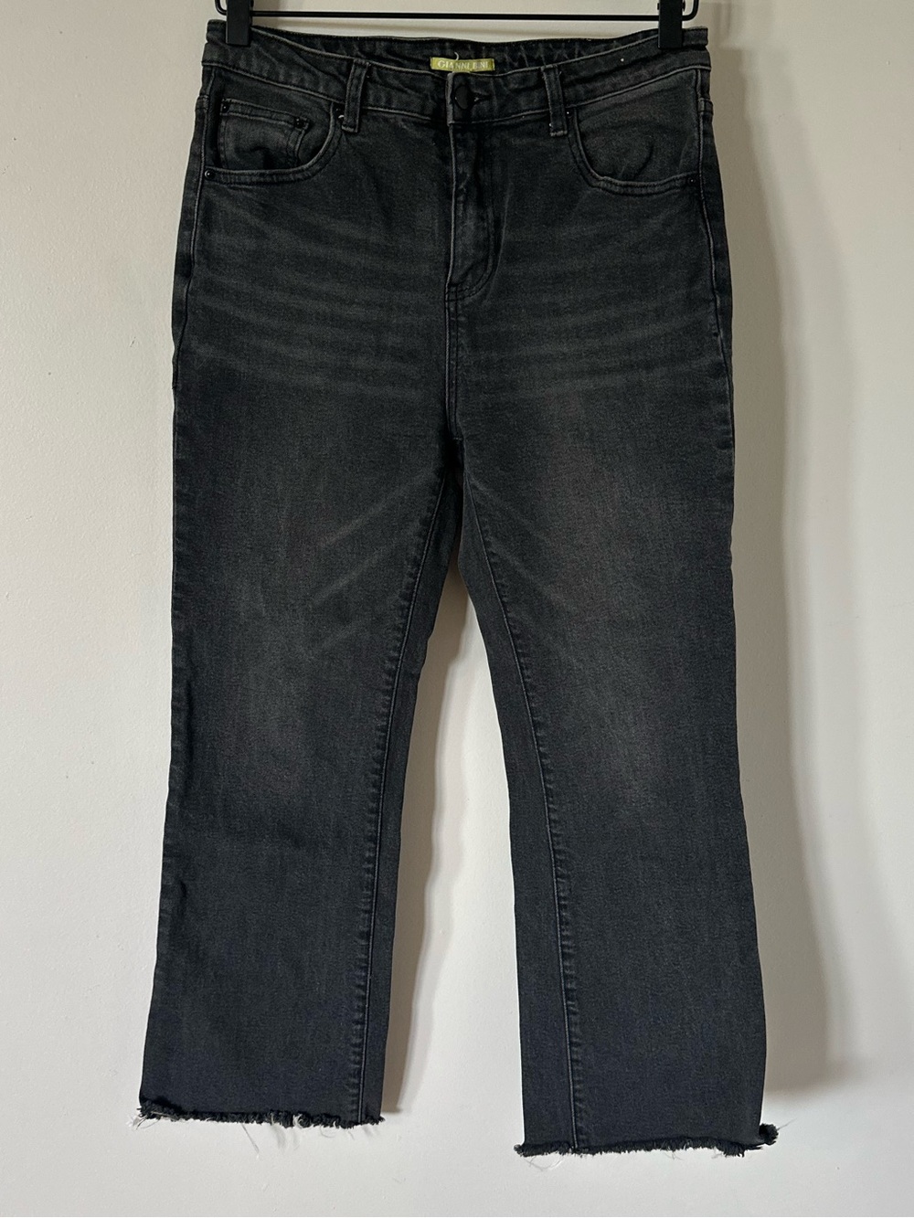 Gianni Bini Black Cropped Straight Jeans
